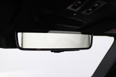 Land Rover Defender P300e 110 X-Dynamic HSE | HERITAGE 22 inch | ClearSight | Meridian Surround | Head-Up | ACC | Panoramadak | Trekhaak