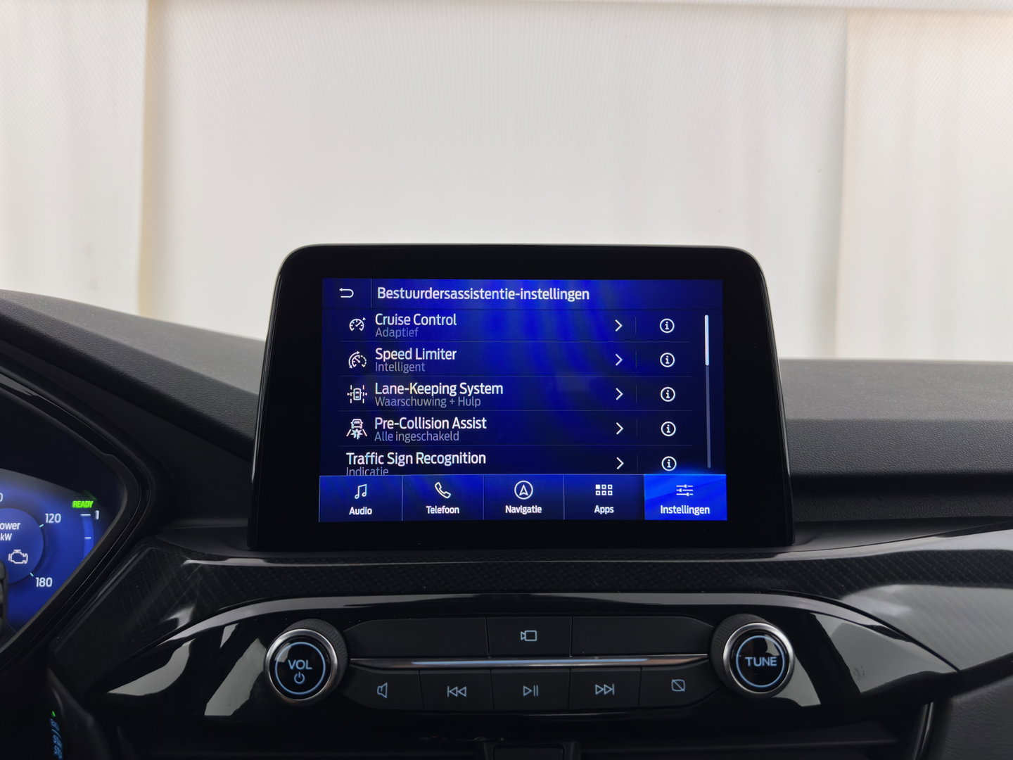 Ford Kuga 2.5 PHEV ST-Line (INCL-BTW) Aut. *DIGI-COCKPIT | ADAPTIVE-CRUISE | BLINDSPOT | FULL-LED | KEYLESS | DAB | CARPLAY | NAVI-FULLMAP | HEATED-SPORTSEATS | PRIVACY-GLASS | 18"ALU*