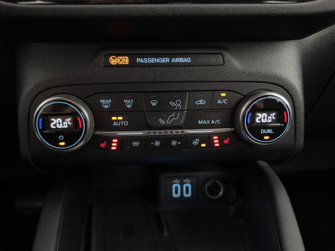 Ford Kuga 2.5 PHEV ST-Line (INCL-BTW) Aut. *DIGI-COCKPIT | ADAPTIVE-CRUISE | BLINDSPOT | FULL-LED | KEYLESS | DAB | CARPLAY | NAVI-FULLMAP | HEATED-SPORTSEATS | PRIVACY-GLASS | 18"ALU*