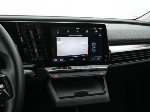 Renault Mégane E-Tech EV40 Boost Charge Equilibre [3-Fase-11kW] (INCL.BTW) Aut. *DIGI-COCKPIT | FULL-LED | COMFORT-SEATS | NAVI-FULLMAP | CAMERA | SHIFT-PADDLES | ECC | PDC | CRUISE | 18''ALU*