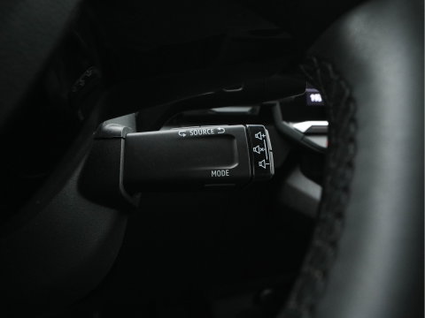 Renault Mégane E-Tech EV40 Boost Charge Equilibre [3-Fase-11kW] (INCL.BTW) Aut. *DIGI-COCKPIT | FULL-LED | COMFORT-SEATS | NAVI-FULLMAP | CAMERA | SHIFT-PADDLES | ECC | PDC | CRUISE | 18''ALU*