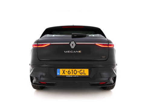 Renault Mégane E-Tech EV40 Boost Charge Equilibre [3-Fase-11kW] (INCL.BTW) Aut. *DIGI-COCKPIT | FULL-LED | COMFORT-SEATS | NAVI-FULLMAP | CAMERA | SHIFT-PADDLES | ECC | PDC | CRUISE | 18''ALU*