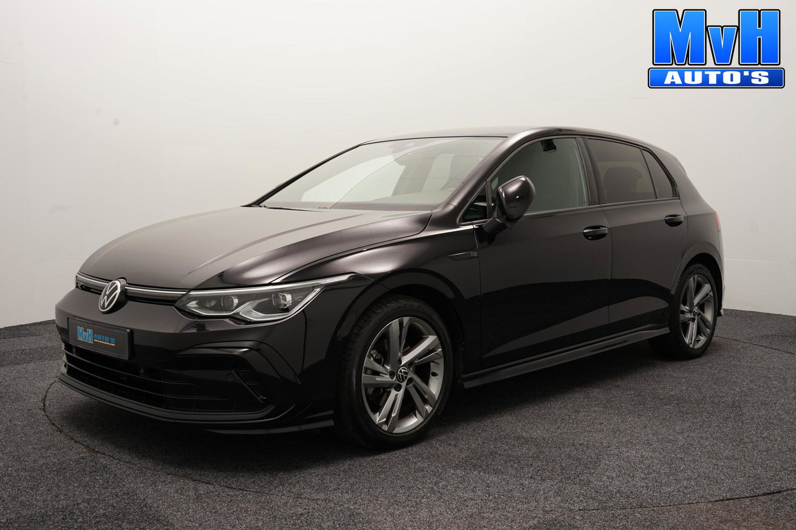 Volkswagen Golf 1.5 eTSI R-Line|STOEL/STUUR.VERW|CARPLAY|LED
