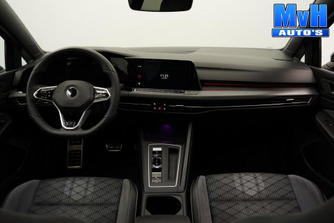 Volkswagen Golf 1.5 eTSI R-Line|STOEL/STUUR.VERW|CARPLAY|LED