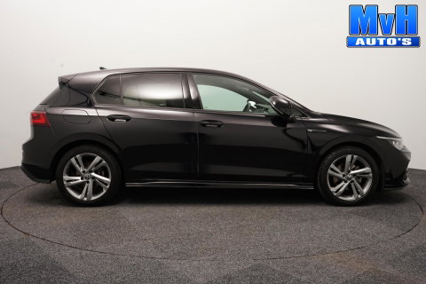 Volkswagen Golf 1.5 eTSI R-Line|STOEL/STUUR.VERW|CARPLAY|LED