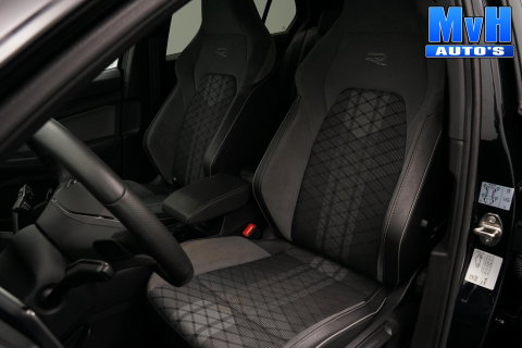 Volkswagen Golf 1.5 eTSI R-Line|STOEL/STUUR.VERW|CARPLAY|LED