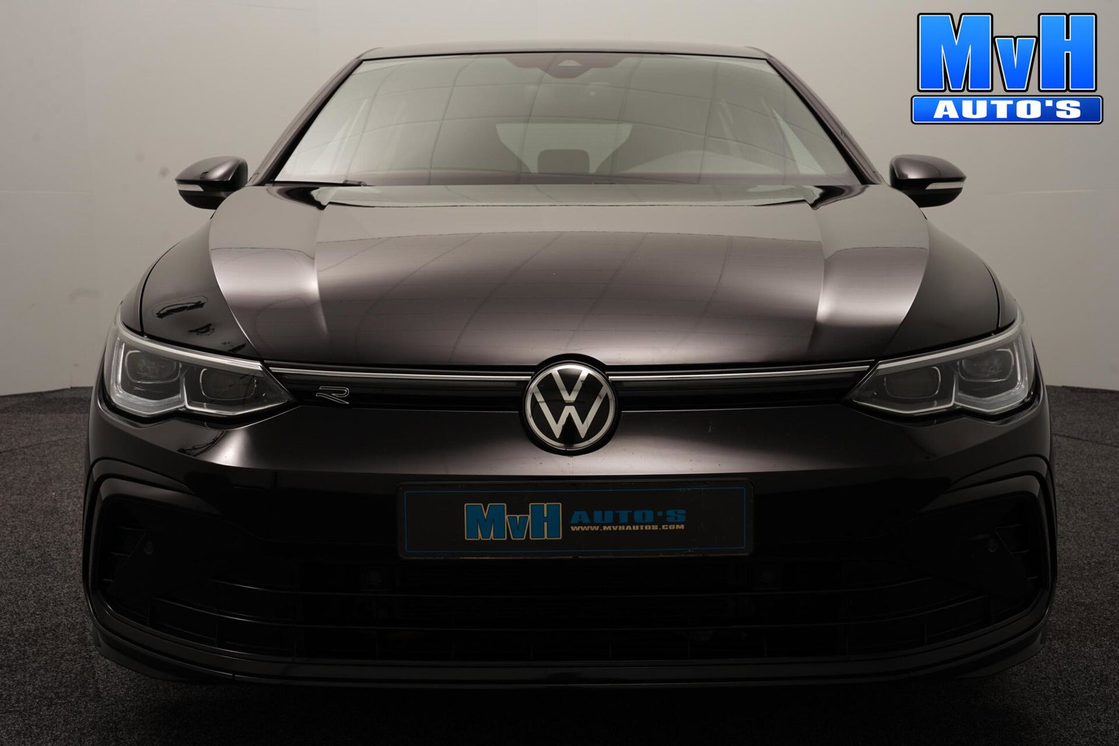 Volkswagen Golf 1.5 eTSI R-Line|STOEL/STUUR.VERW|CARPLAY|LED