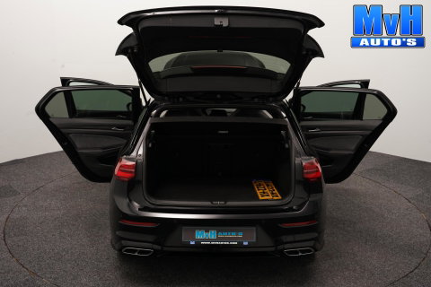Volkswagen Golf 1.5 eTSI R-Line|STOEL/STUUR.VERW|CARPLAY|LED