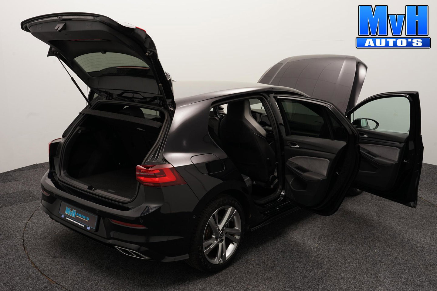 Volkswagen Golf 1.5 eTSI R-Line|STOEL/STUUR.VERW|CARPLAY|LED