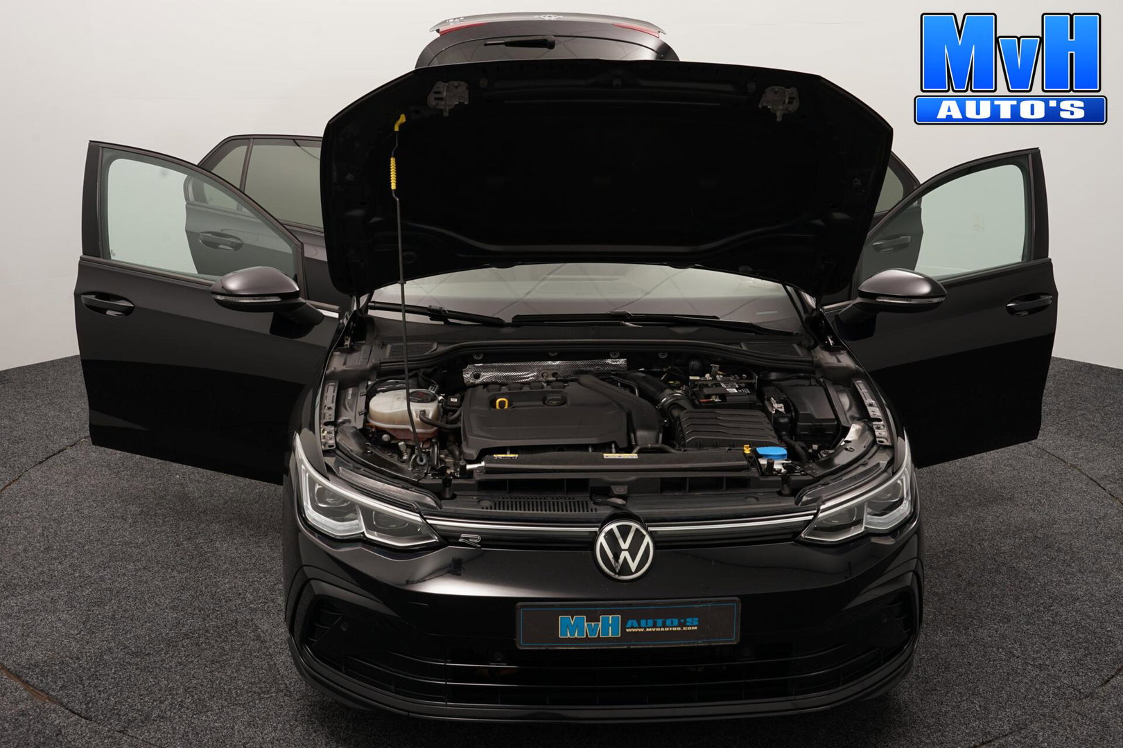 Volkswagen Golf 1.5 eTSI R-Line|STOEL/STUUR.VERW|CARPLAY|LED