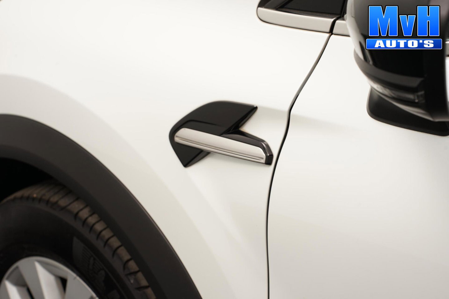 Renault Captur 1.3 TCe 140 Intens|PARELMOER|CAMERA|LED|NAP