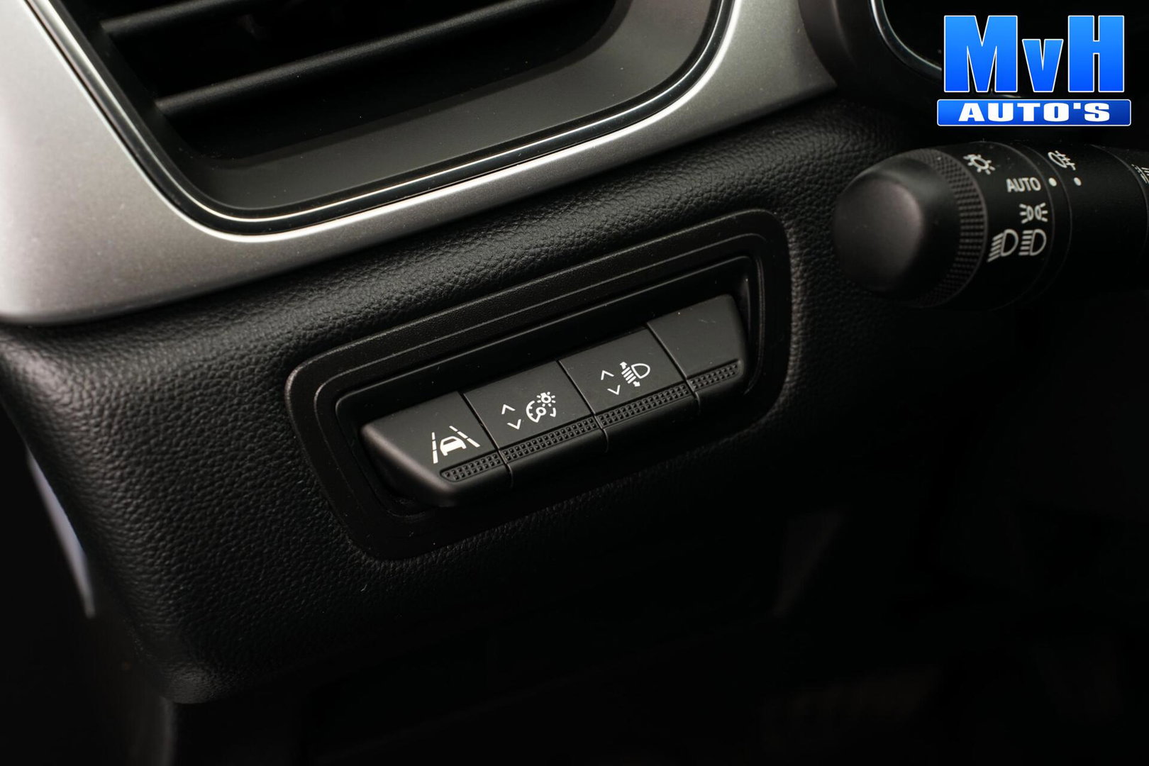 Renault Captur 1.3 TCe 140 Intens|PARELMOER|CAMERA|LED|NAP
