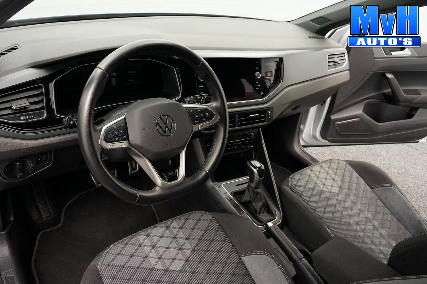 Volkswagen Polo 1.0 TSI R-Line|DSG|ACC|CAMERA|STOELVERW|NAP