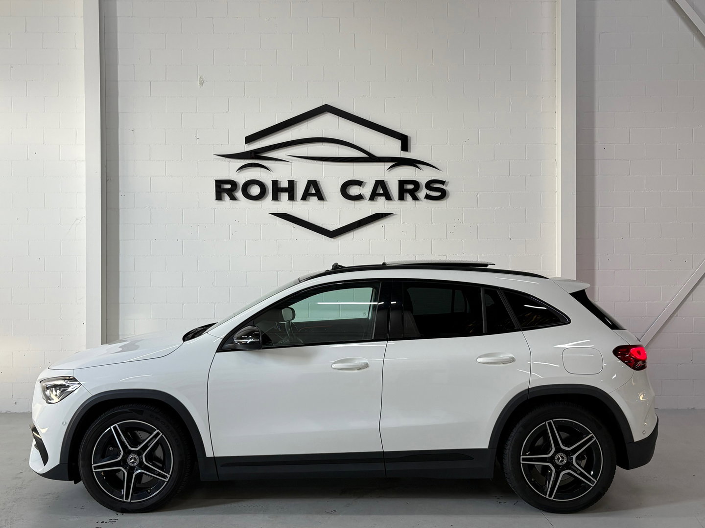 Mercedes-Benz GLA 250 4MATIC AMG-line NIGHT PAKKET*Pano*Stoelverwarming*