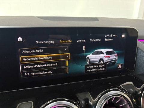 Mercedes-Benz GLA 250 4MATIC AMG-line NIGHT PAKKET*Pano*Stoelverwarming*