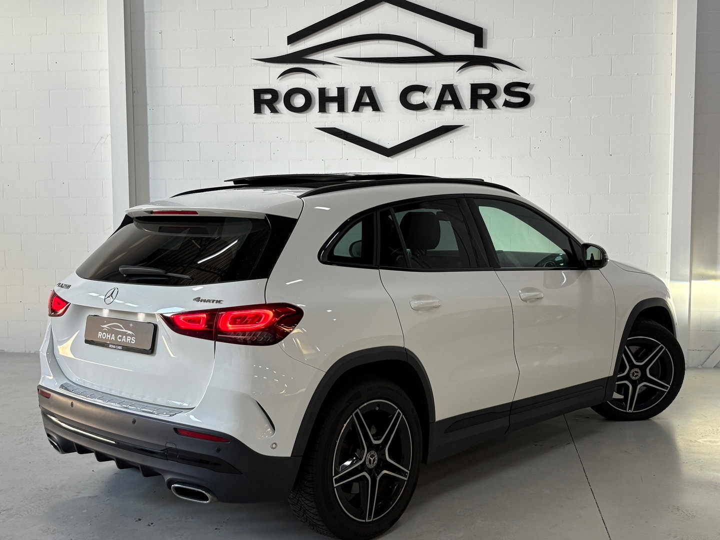Mercedes-Benz GLA 250 4MATIC AMG-line NIGHT PAKKET*Pano*Stoelverwarming*