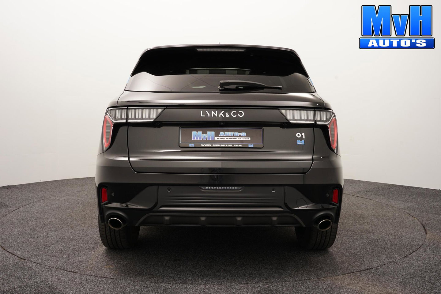 Lynk & Co 01 1.5 PHEV|ZWARTE.HEMEL|SOH94%|360ºCAM|PANO|262PK