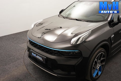 Lynk & Co 01 1.5 PHEV|ZWARTE.HEMEL|SOH94%|360ºCAM|PANO|262PK