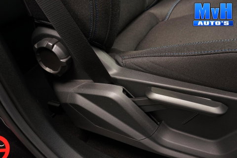 Lynk & Co 01 1.5 PHEV|ZWARTE.HEMEL|SOH94%|360ºCAM|PANO|262PK