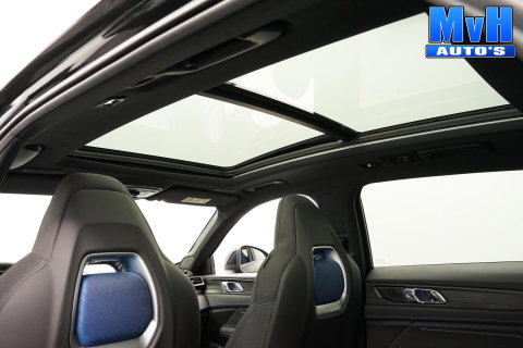 Lynk & Co 01 1.5 PHEV|ZWARTE.HEMEL|SOH94%|360ºCAM|PANO|262PK