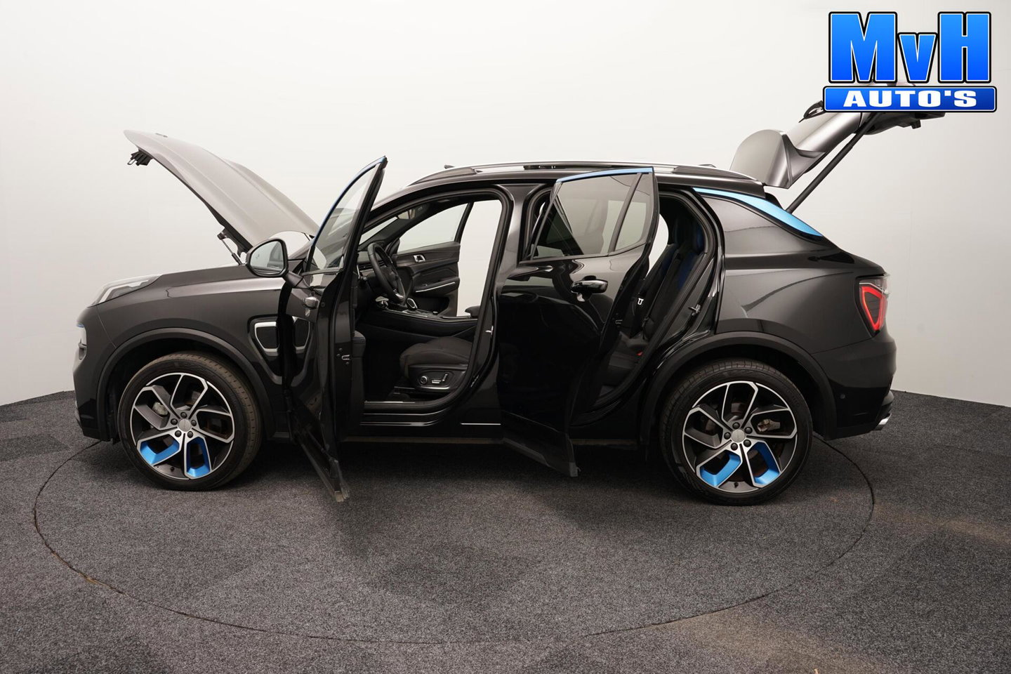 Lynk & Co 01 1.5 PHEV|ZWARTE.HEMEL|SOH94%|360ºCAM|PANO|262PK