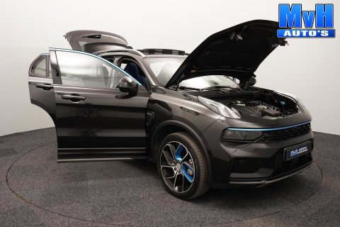 Lynk & Co 01 1.5 PHEV|ZWARTE.HEMEL|SOH94%|360ºCAM|PANO|262PK