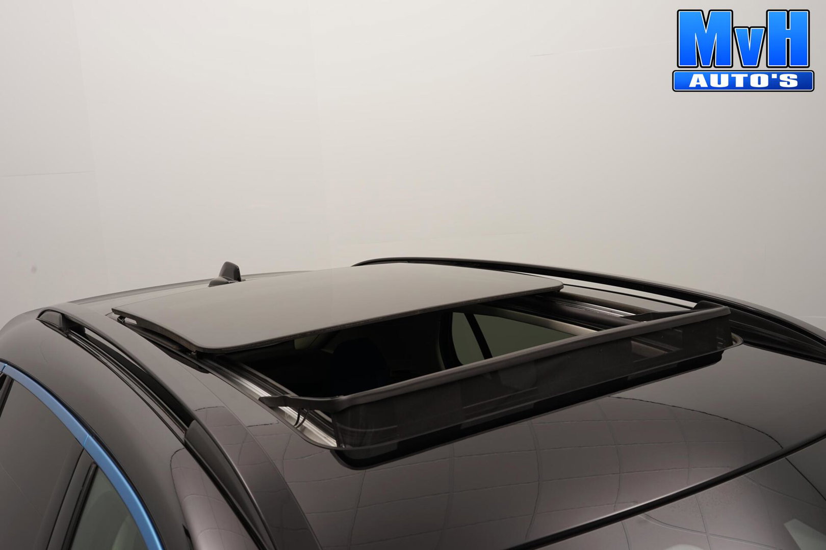 Lynk & Co 01 1.5 PHEV|SOH87%|262PK|LUXE|CAMERA|PANO