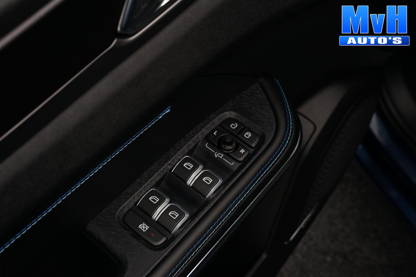 Lynk & Co 01 1.5 PHEV|SOH87%|262PK|LUXE|CAMERA|PANO