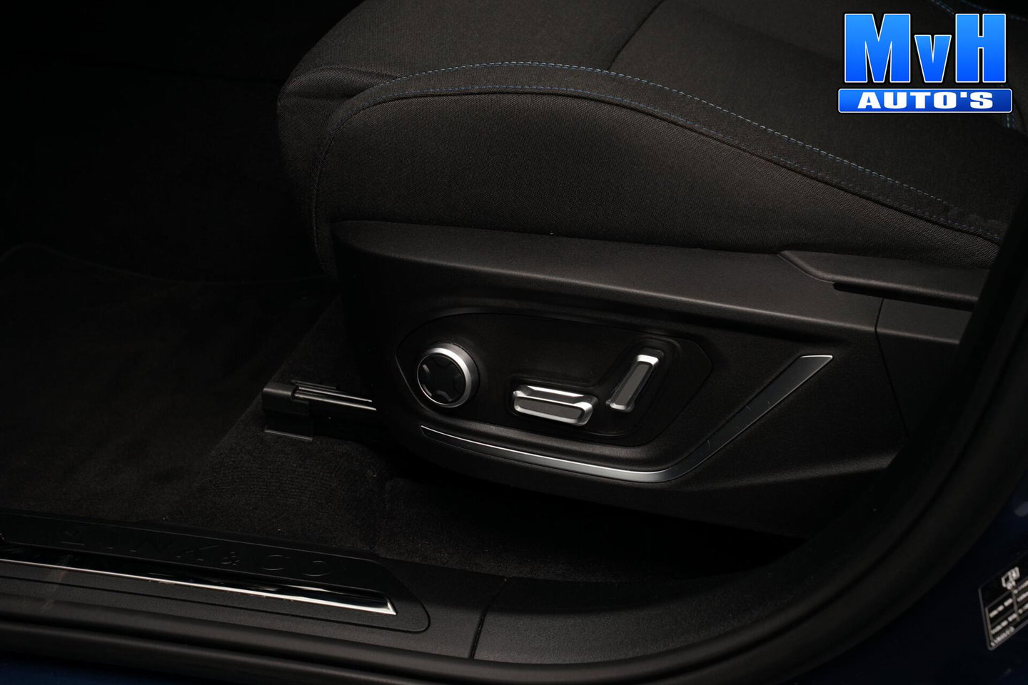 Lynk & Co 01 1.5 PHEV|SOH87%|262PK|LUXE|CAMERA|PANO