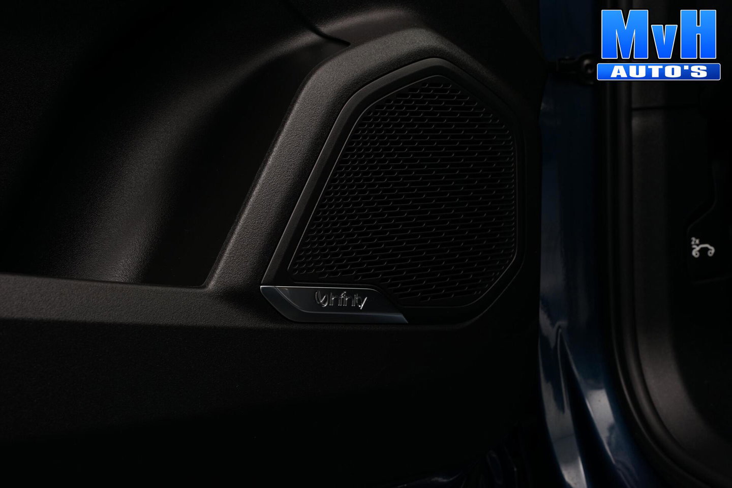 Lynk & Co 01 1.5 PHEV|SOH87%|262PK|LUXE|CAMERA|PANO