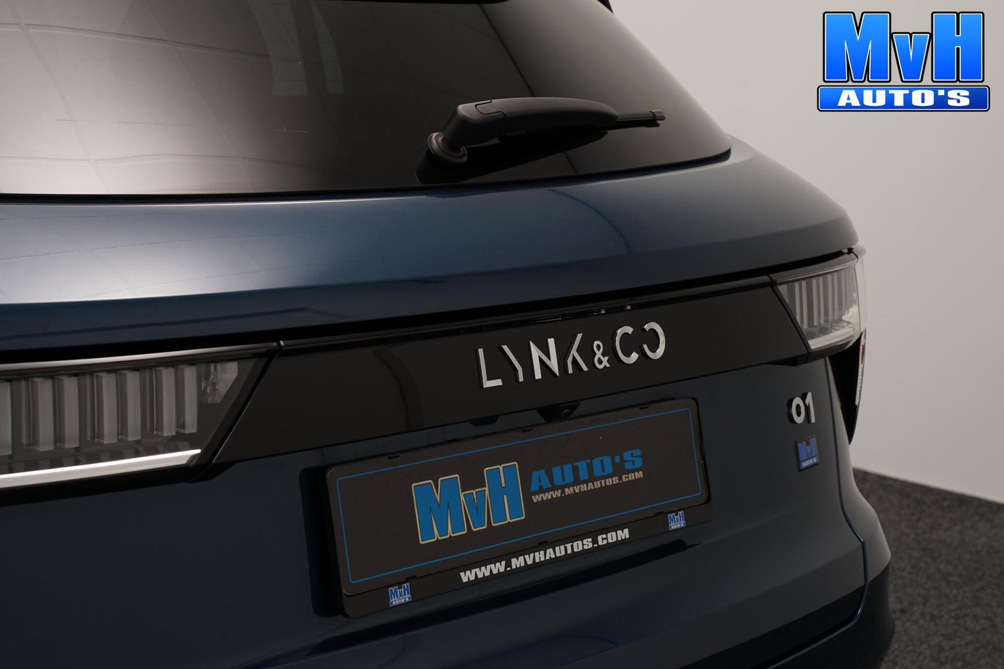 Lynk & Co 01 1.5 PHEV|262PK|LUXE|360°CAM|PANO