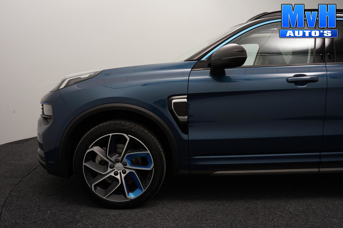 Lynk & Co 01 1.5 PHEV|262PK|LUXE|360°CAM|PANO