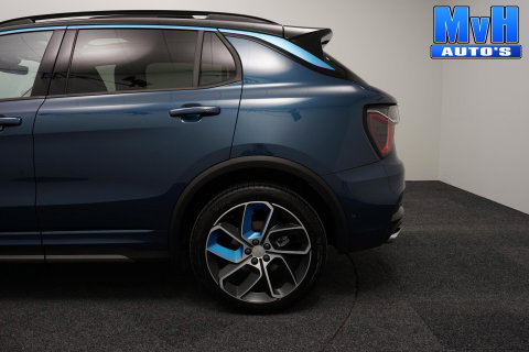 Lynk & Co 01 1.5 PHEV|262PK|LUXE|360°CAM|PANO
