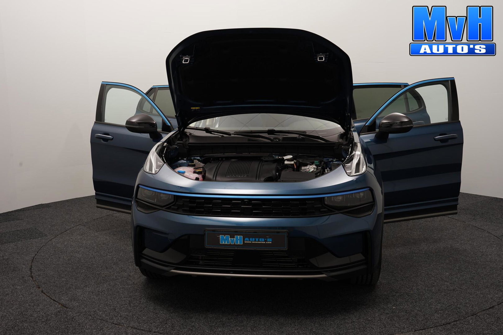 Lynk & Co 01 1.5 PHEV|262PK|LUXE|360°CAM|PANO