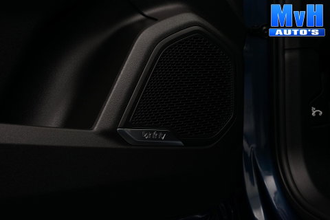 Lynk & Co 01 1.5 PHEV|262PK|LUXE|360°CAM|PANO