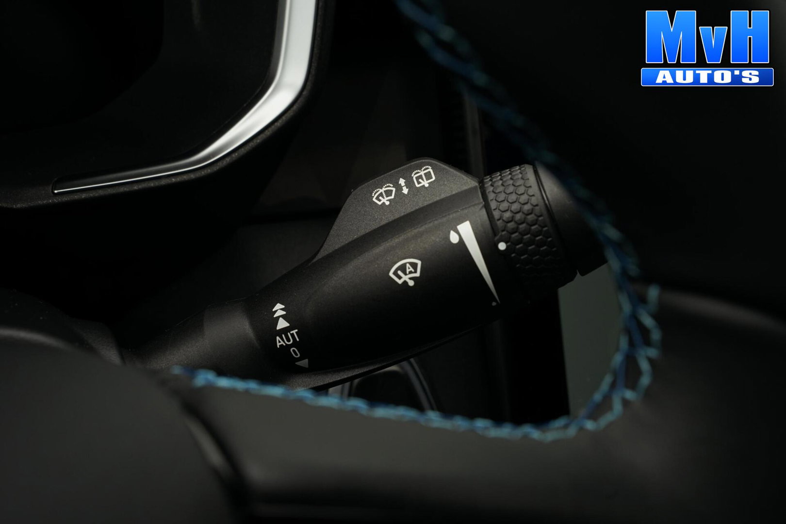 Lynk & Co 01 1.5 PHEV|262PK|LUXE|360°CAM|PANO