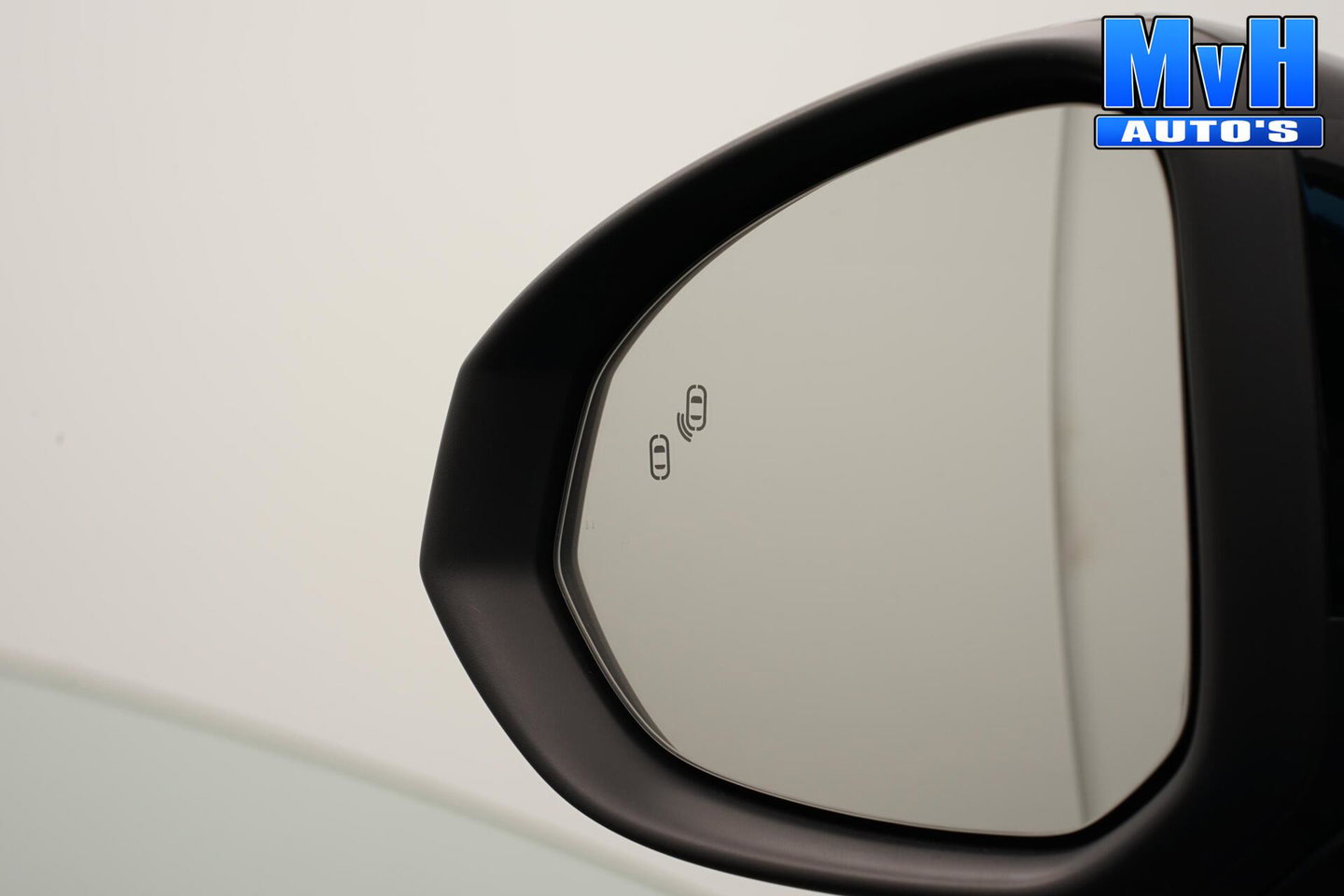 Lynk & Co 01 1.5 PHEV|262PK|LUXE|360°CAM|PANO