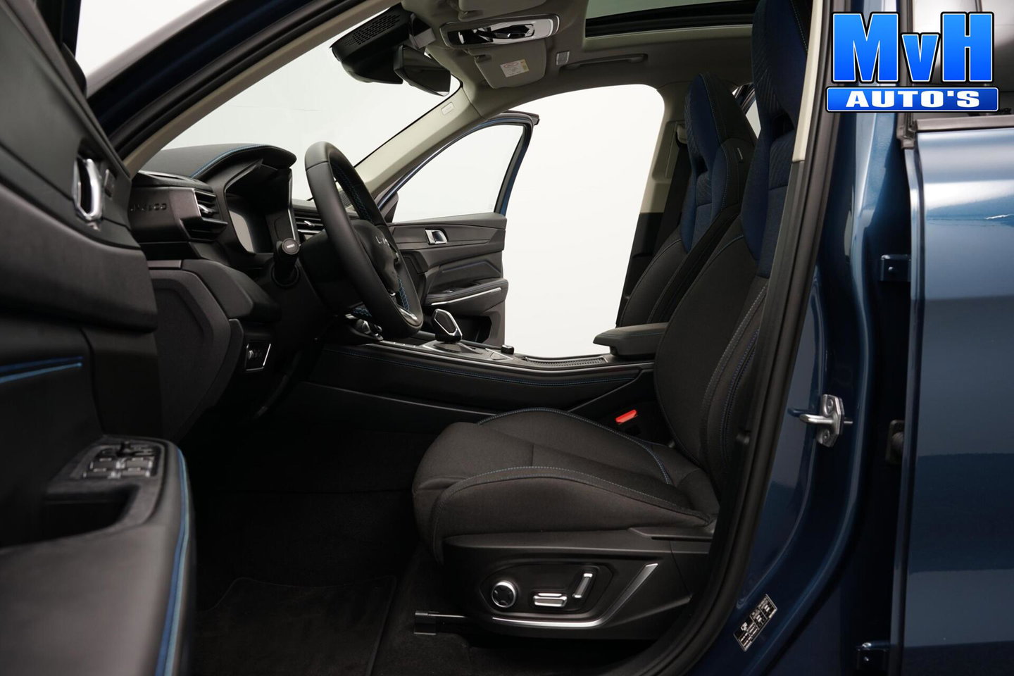 Lynk & Co 01 1.5 PHEV|262PK|LUXE|360°CAM|PANO