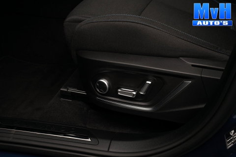 Lynk & Co 01 1.5 PHEV|262PK|LUXE|360°CAM|PANO