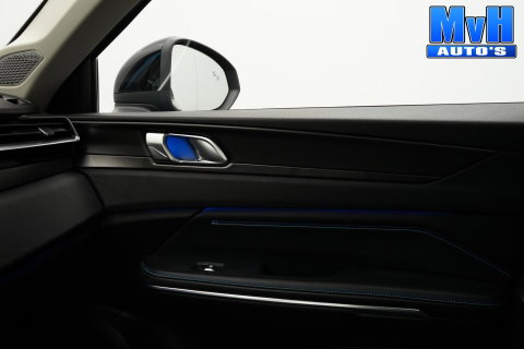 Lynk & Co 01 1.5 PHEV|262PK|LUXE|360°CAM|PANO