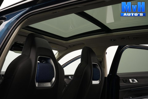 Lynk & Co 01 1.5 PHEV|262PK|LUXE|360°CAM|PANO