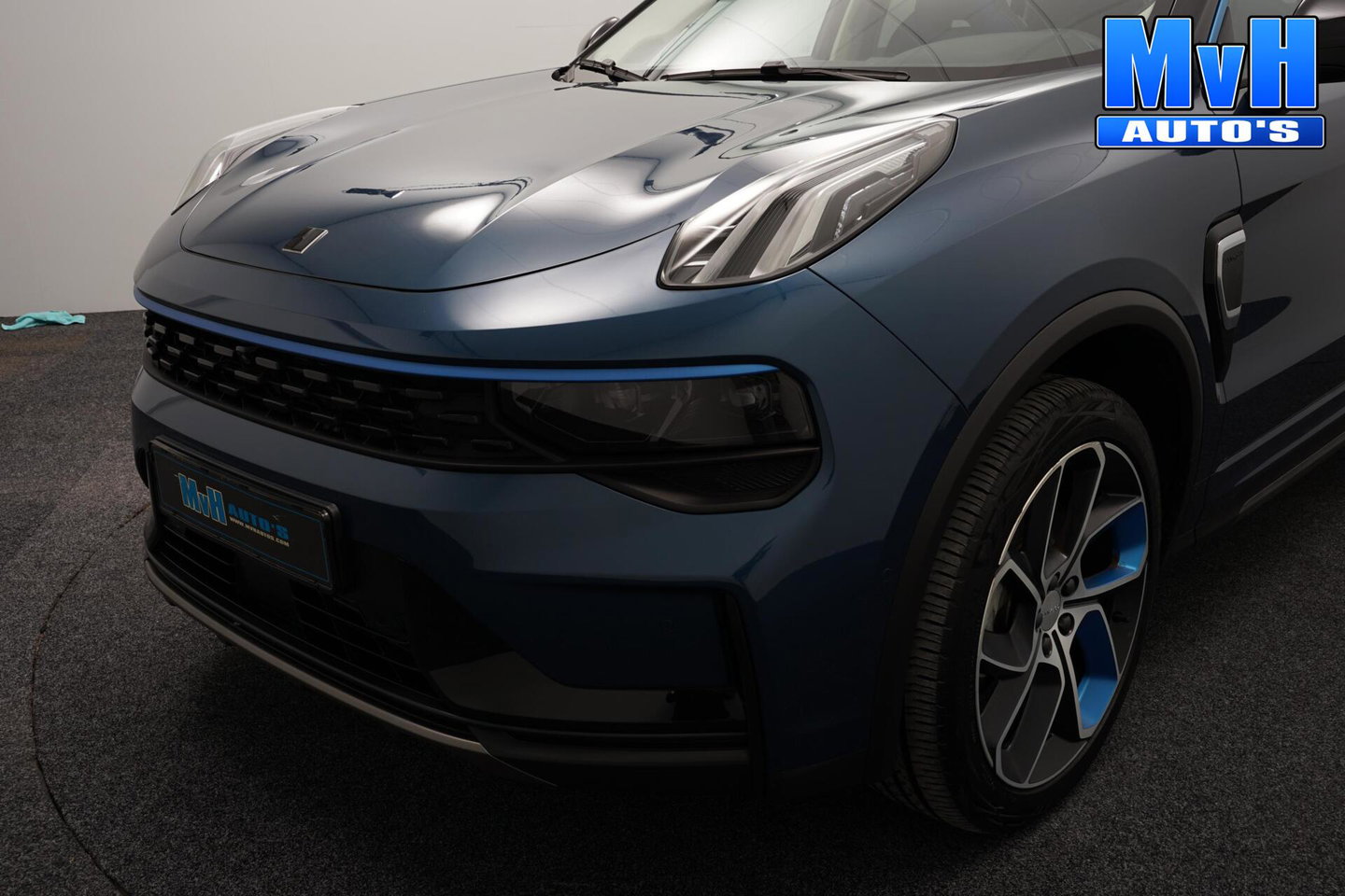 Lynk & Co 01 1.5 PHEV|262PK|LUXE|360°CAM|PANO