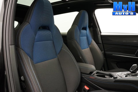 Lynk & Co 01 1.5 PHEV|ZWARTE.HEMEL|360ºCAM|PANO|262PK