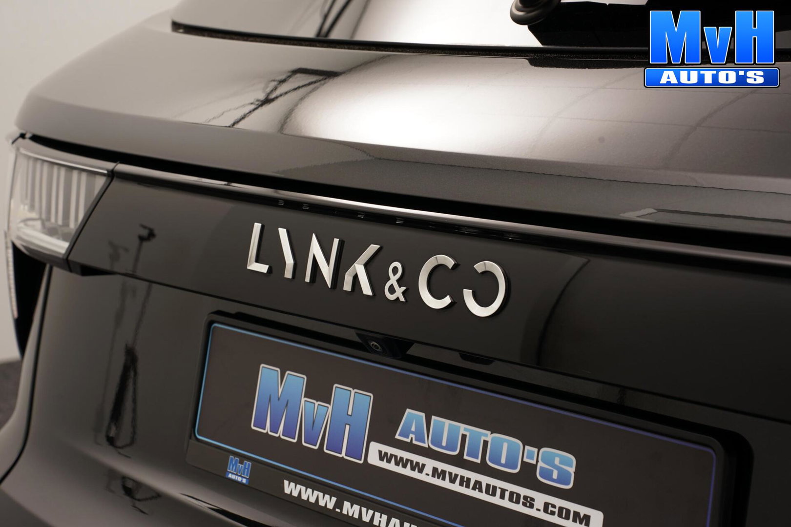 Lynk & Co 01 1.5 PHEV|ZWARTE.HEMEL|360ºCAM|PANO|262PK