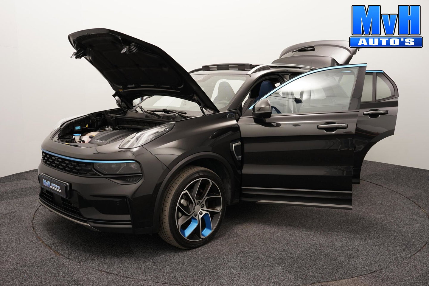Lynk & Co 01 1.5 PHEV|ZWARTE.HEMEL|360ºCAM|PANO|262PK