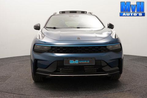 Lynk & Co 01 1.5 PHEV|ZWARTE.HEMEL|360ºCAM|PANO|262PK