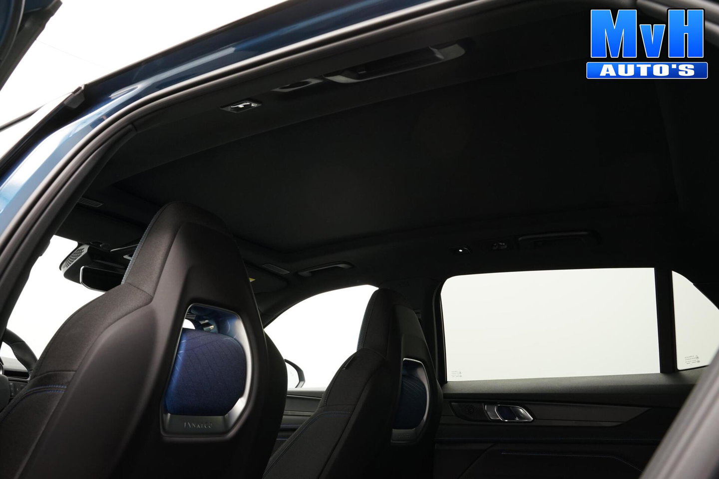 Lynk & Co 01 1.5 PHEV|ZWARTE.HEMEL|360ºCAM|PANO|262PK