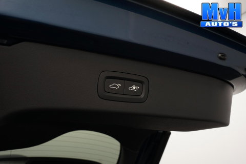 Lynk & Co 01 1.5 PHEV|FULL BLACK XL|ZWARTE.HEMEL|PANO