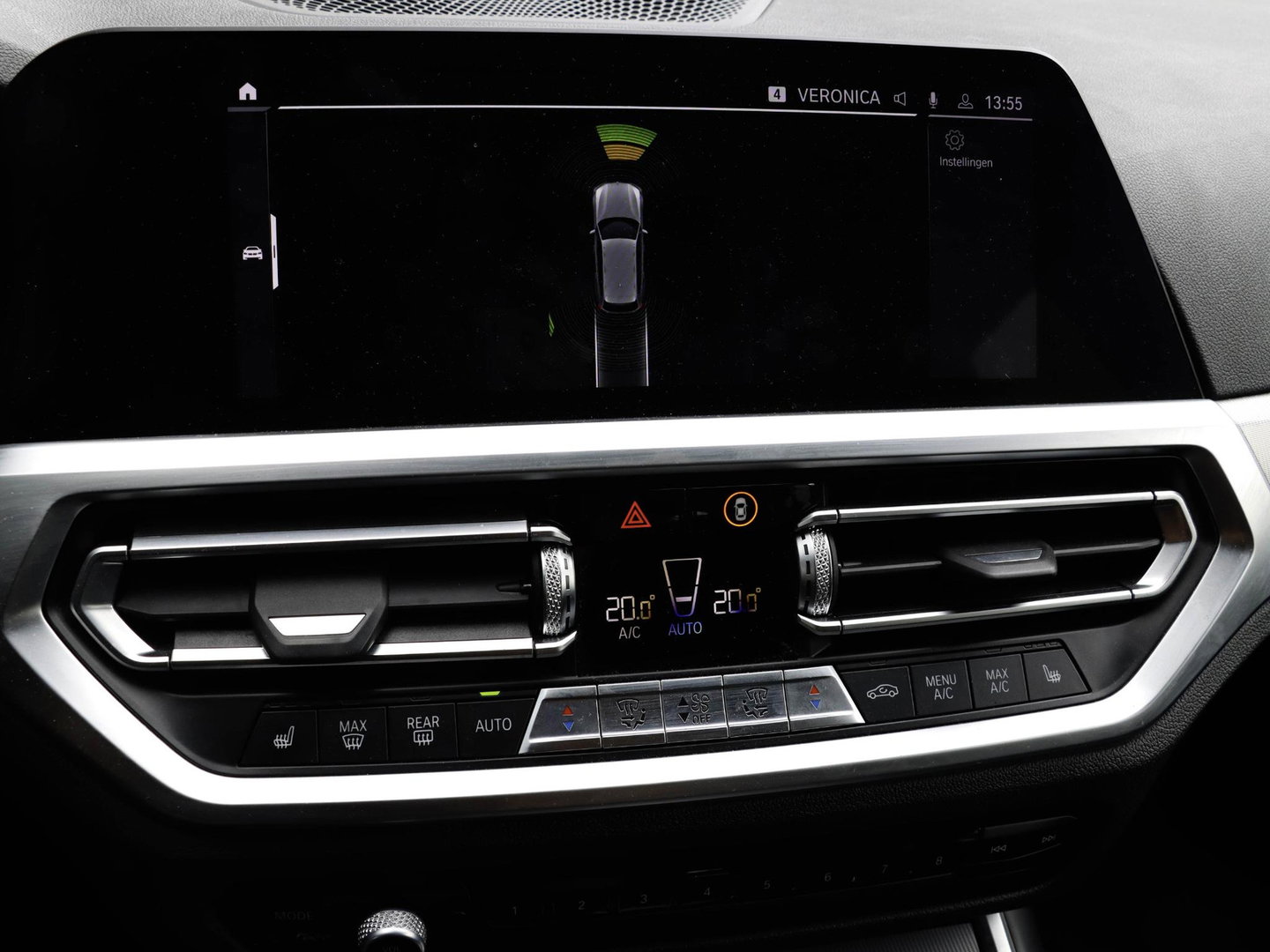 BMW 3 Serie Touring 330i High Executive Trekhaak elek.