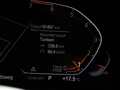BMW 3 Serie Touring 330i High Executive Trekhaak elek.
